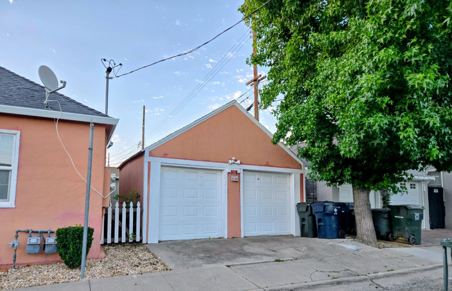 1563 32nd Street