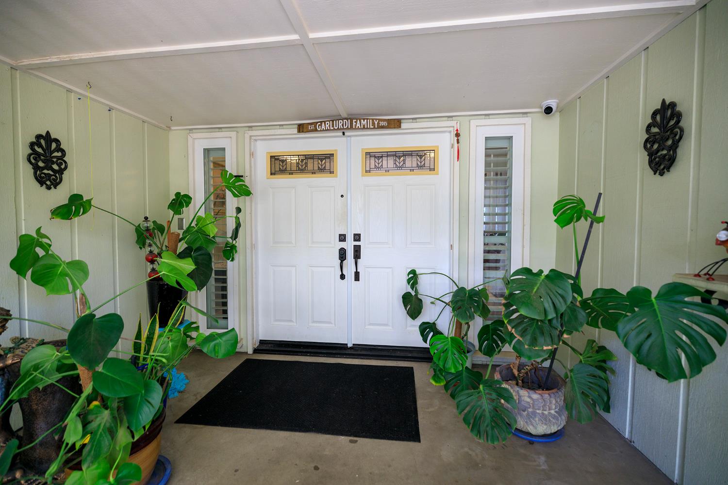404 W Rumble Road