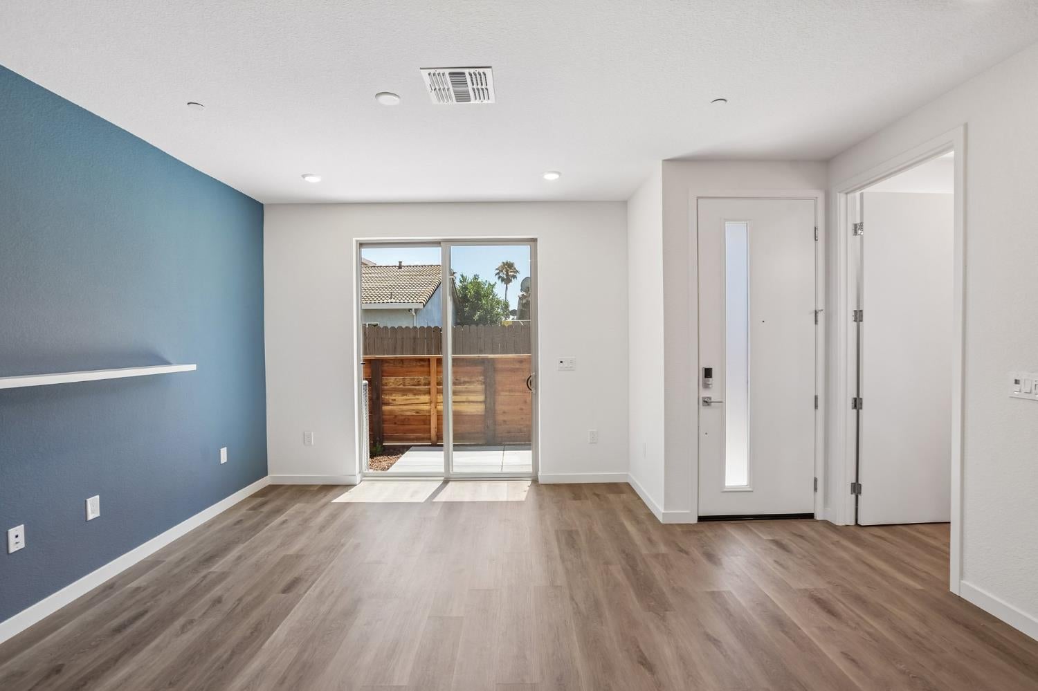 2061 Freya Walk