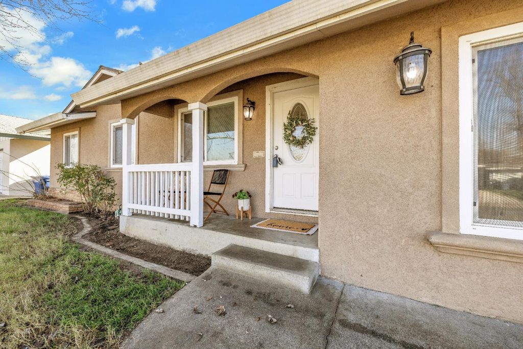 Photo of 3730 Milton Way, North Highlands, CA 95660 (MLS # 226005143)