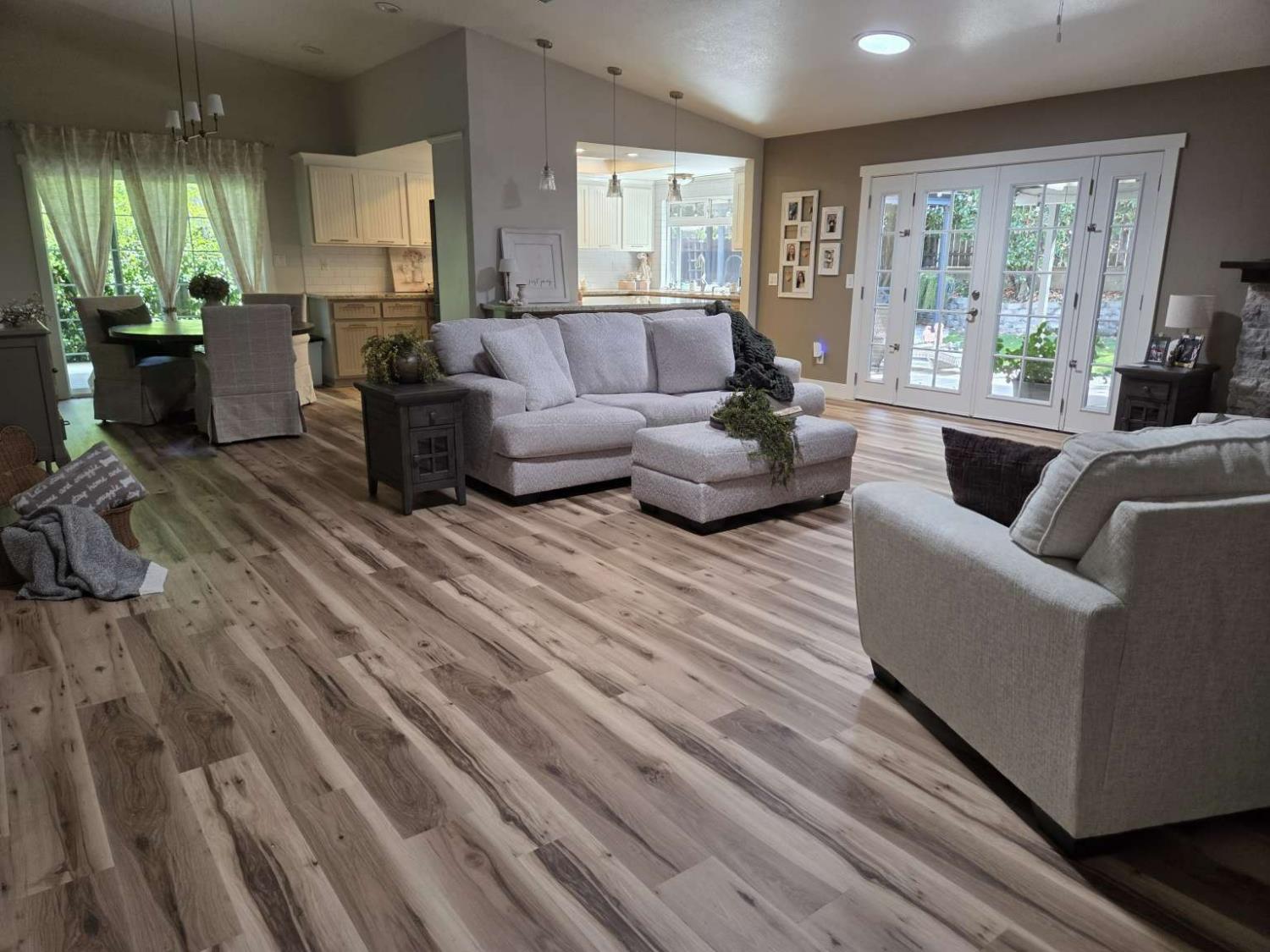 8328 Canyon Oak Drive
