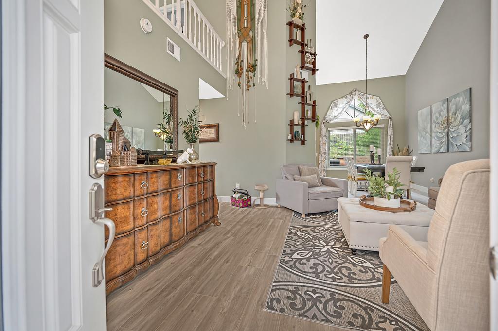 8443 Lost River Court