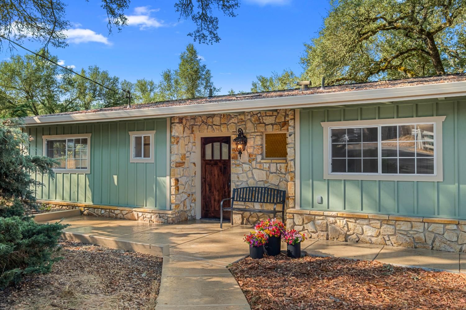 1663 Glen Drive
