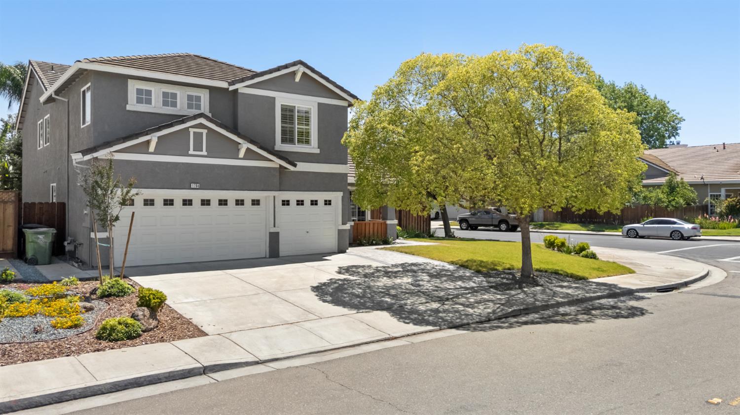 1794 Woodland Lane