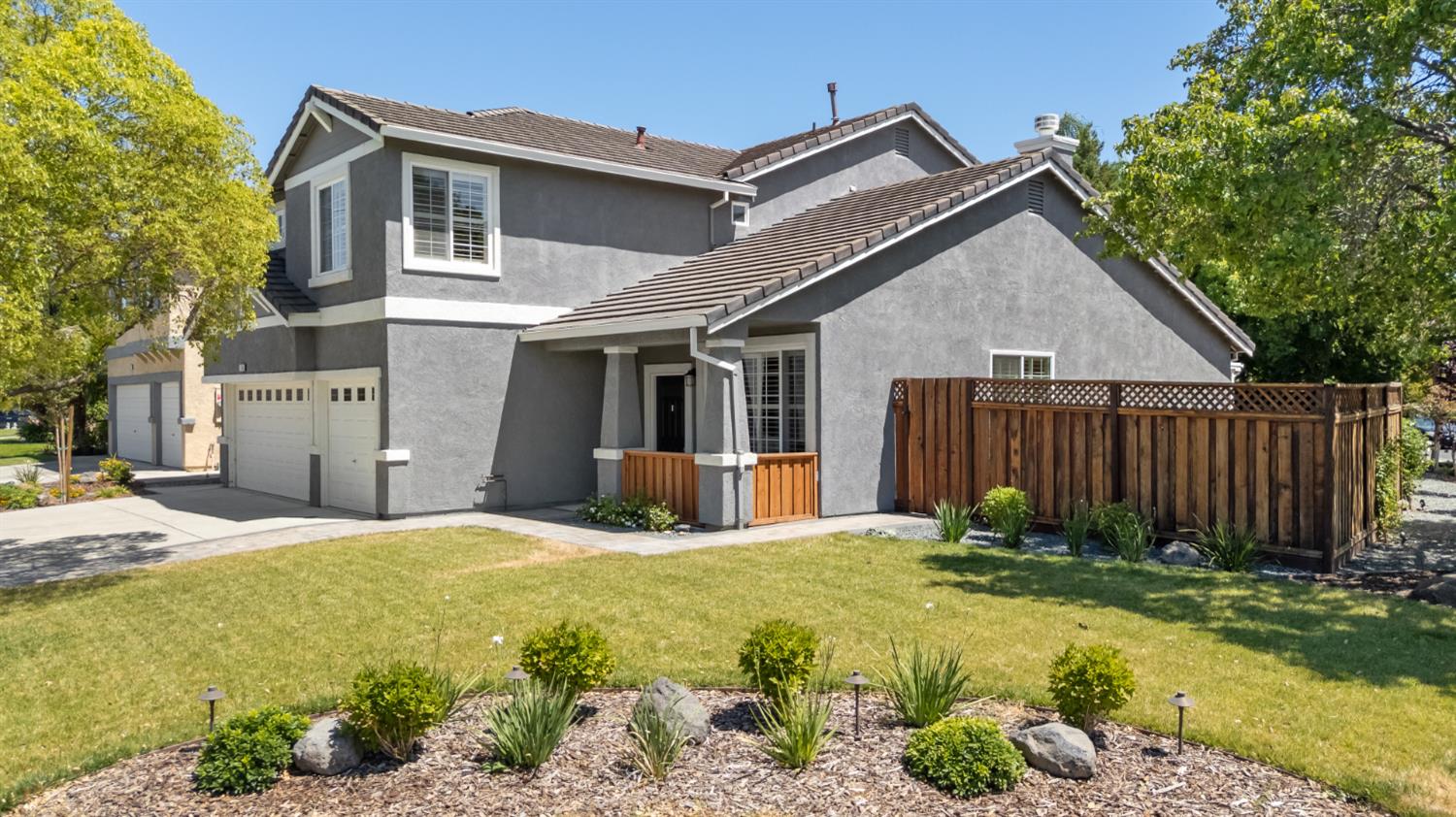 1794 Woodland Lane
