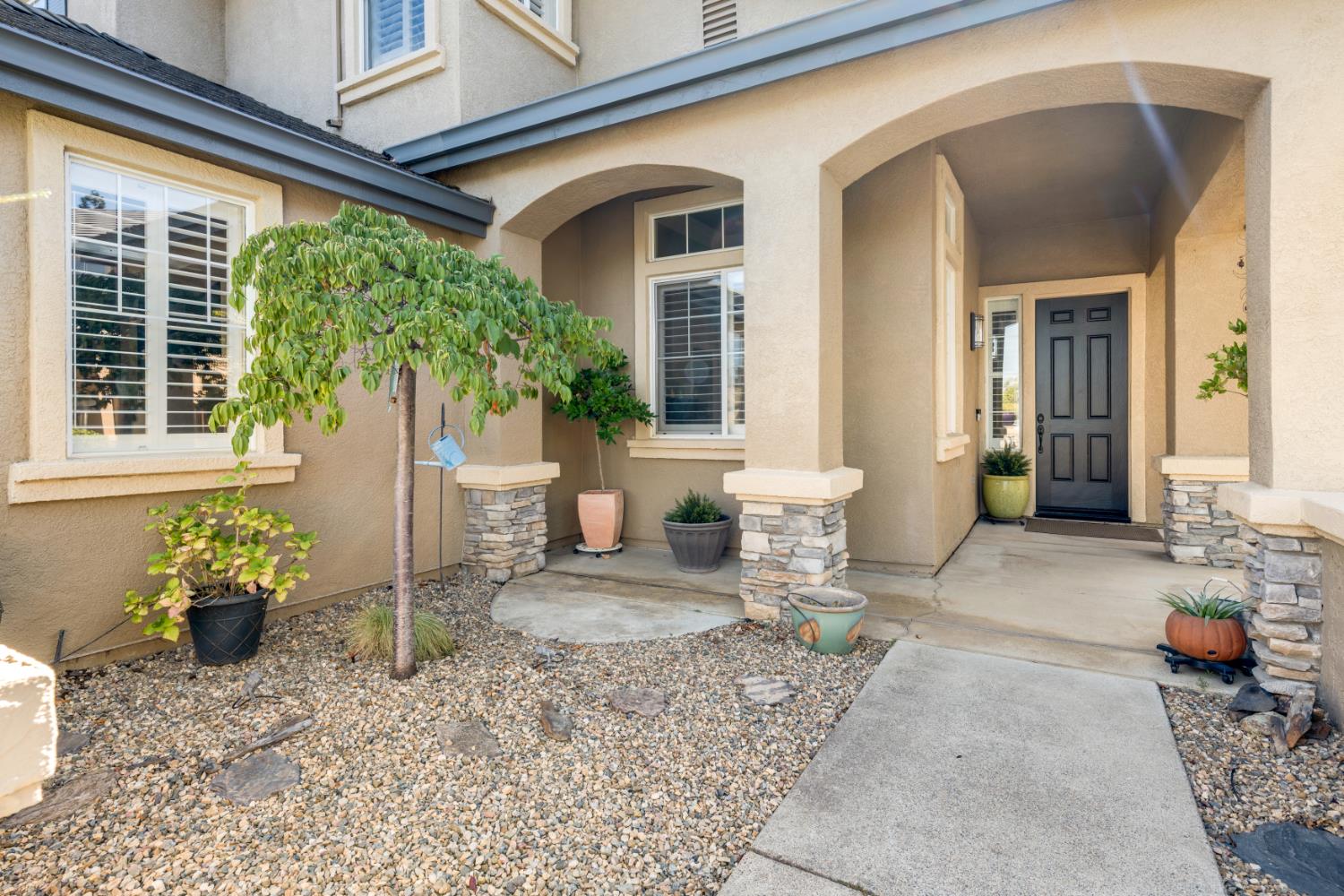 3240 Shelter Cove Lane