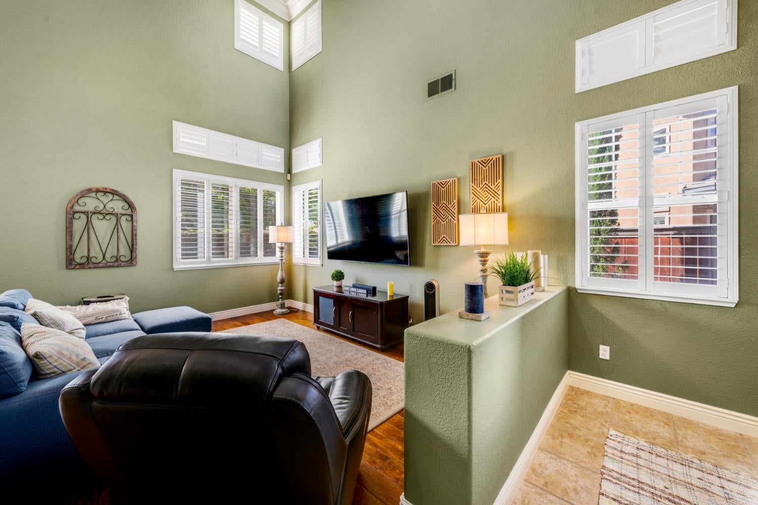 3240 Shelter Cove Lane
