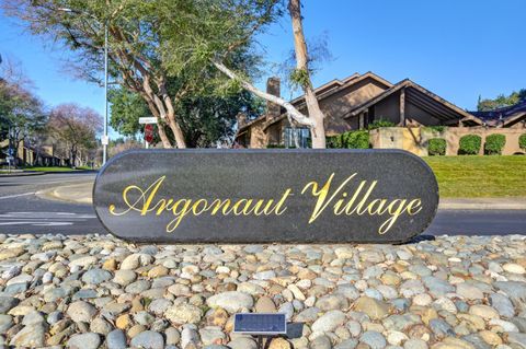 1954 D O Mills Court Gold River CA 95670