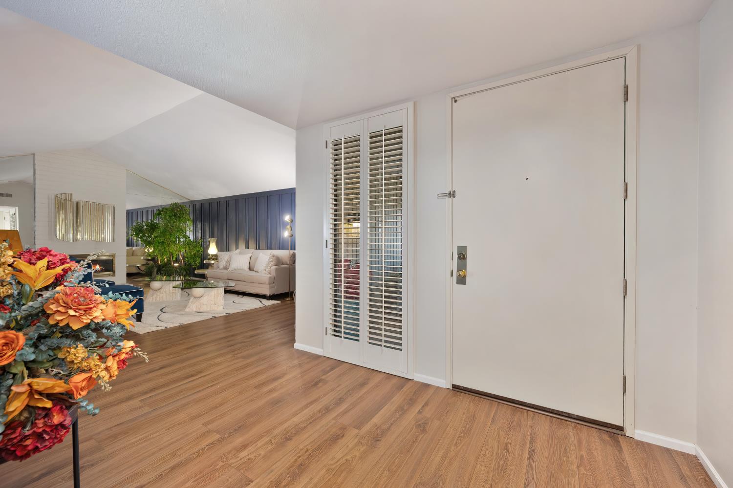 1954 D O Mills Court