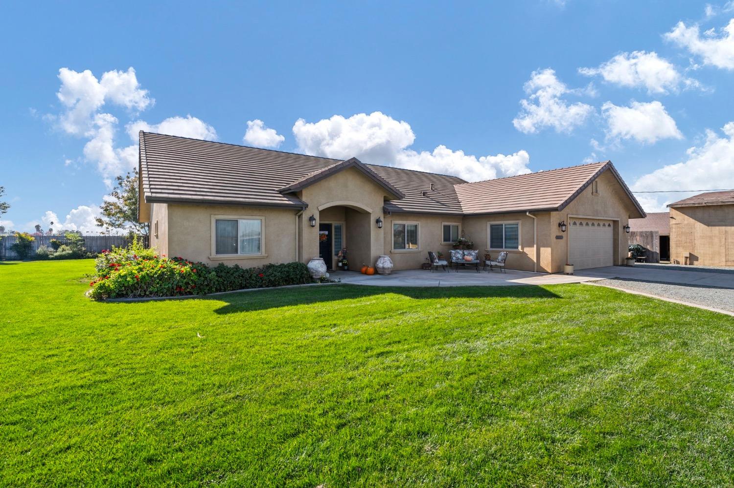 12373 N Lower Sacramento Road