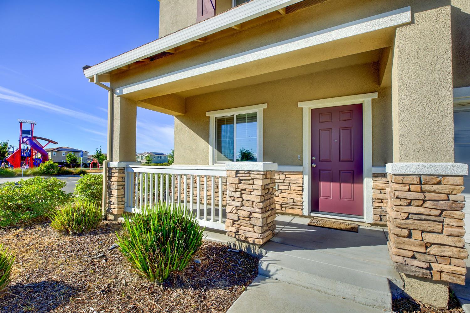 6048 Emerald Park Lane