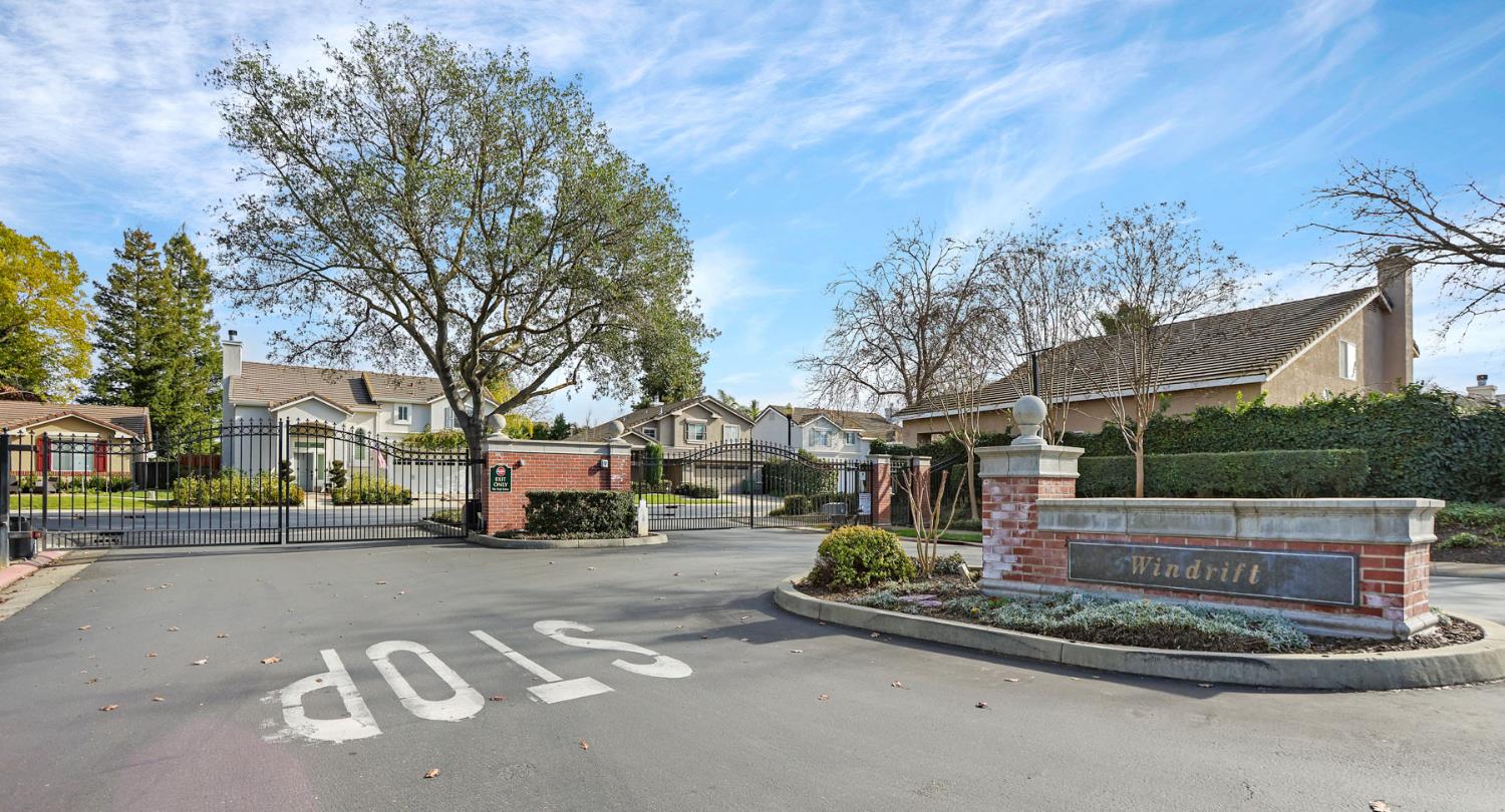 9417 Wind Drift Lane