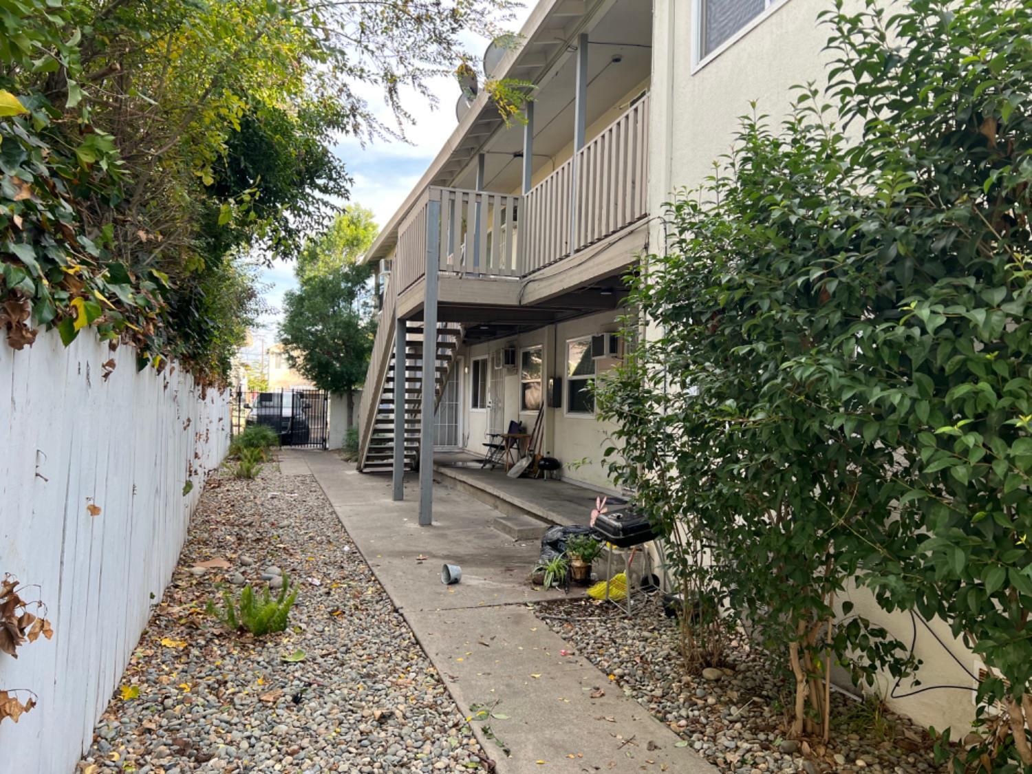 2319 Empress Street