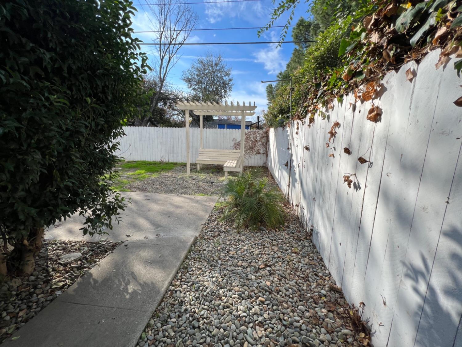 2319 Empress Street