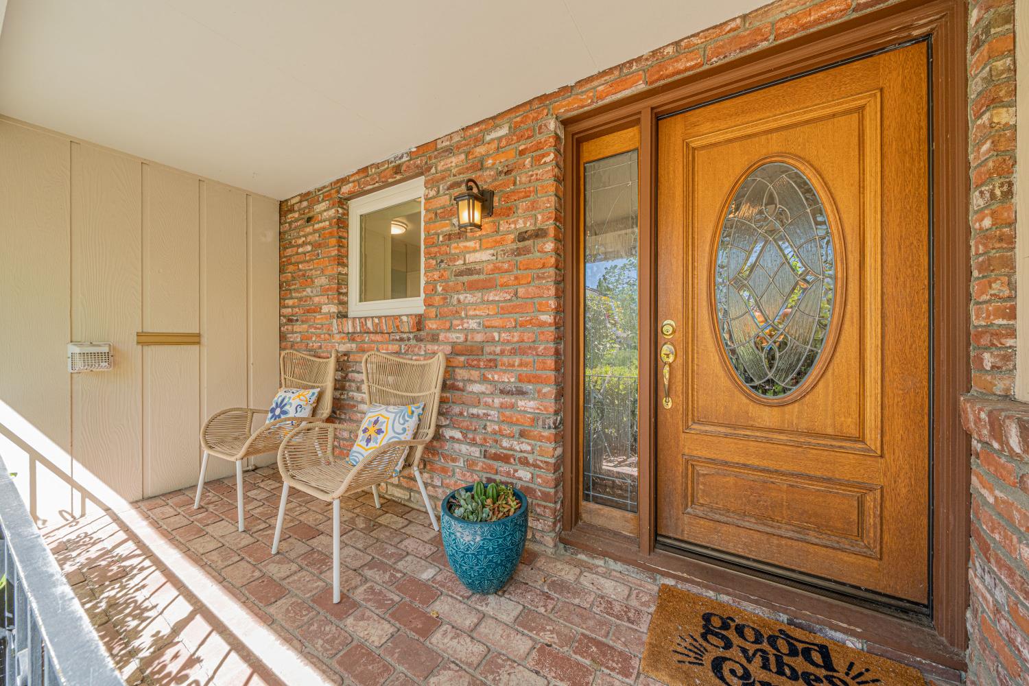 6209 Saint James Drive