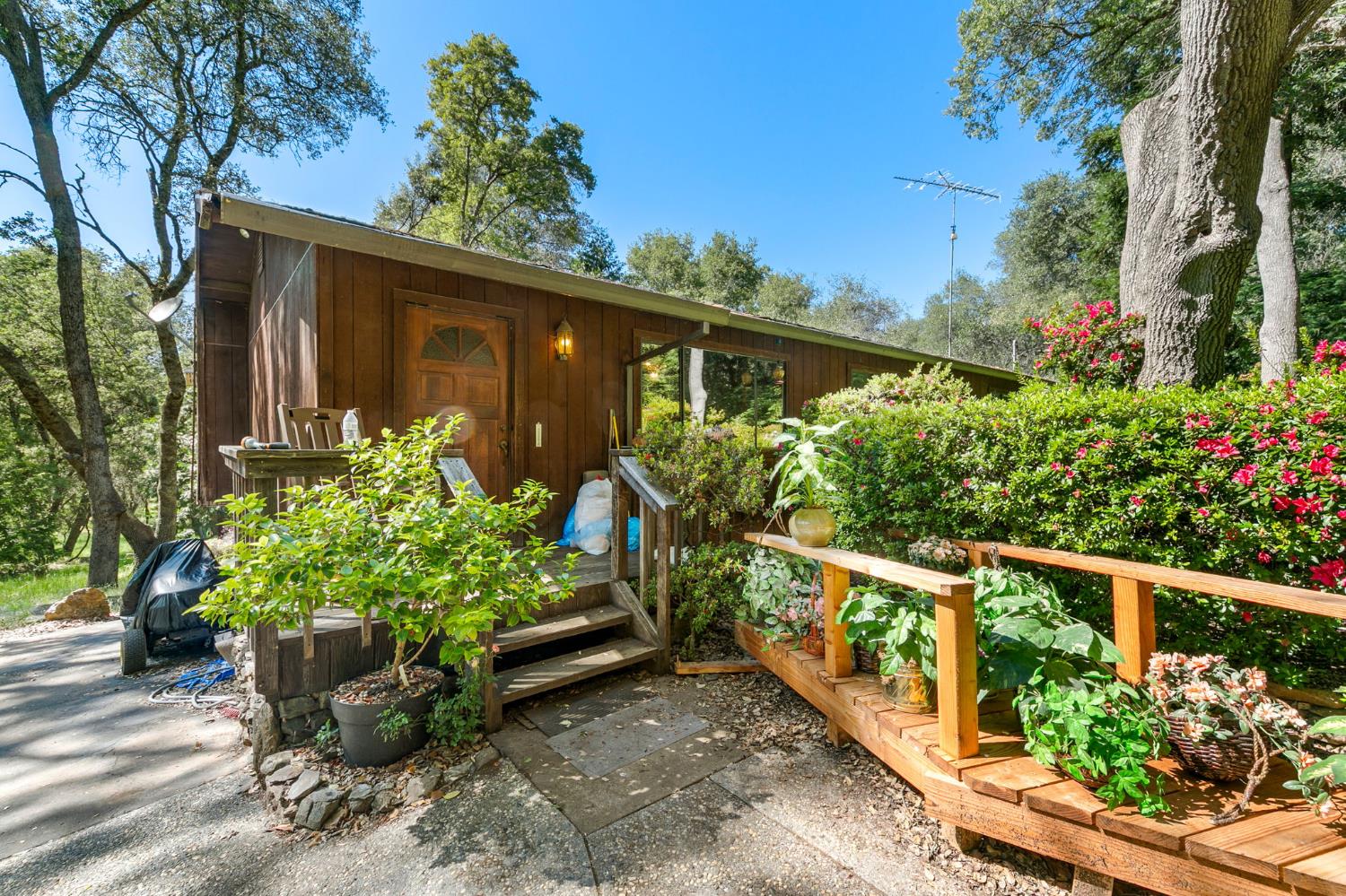 4740 Maggie Lane