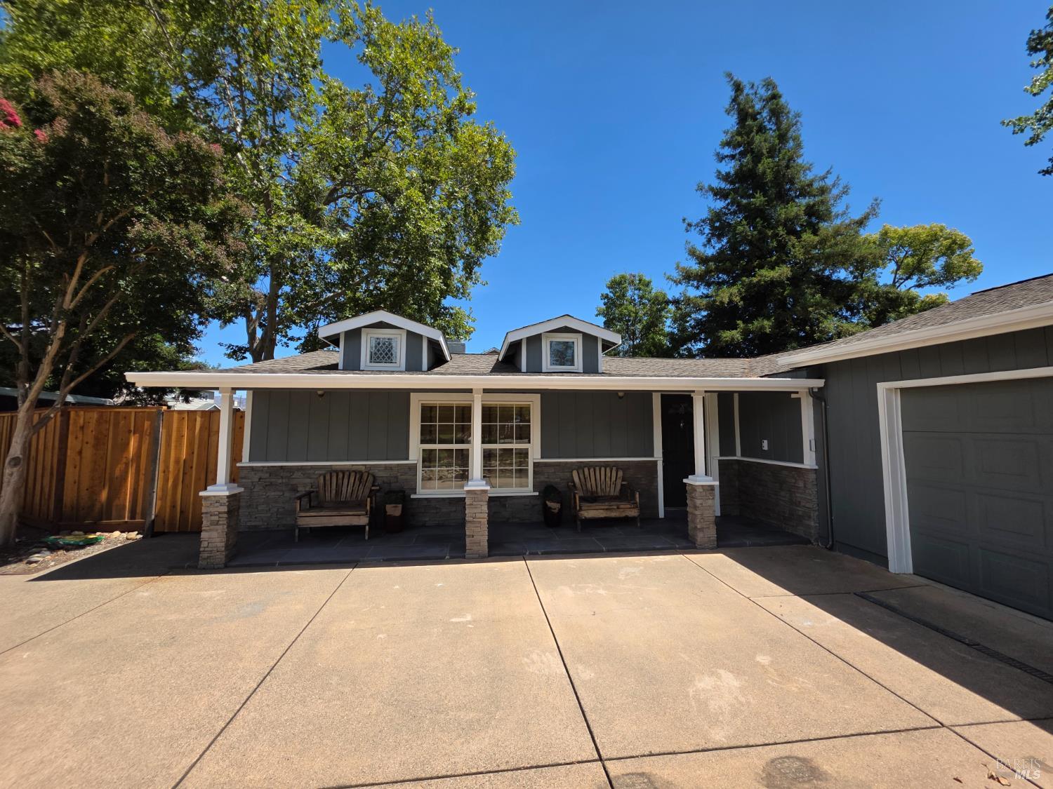 3606 Linda Vista Avenue