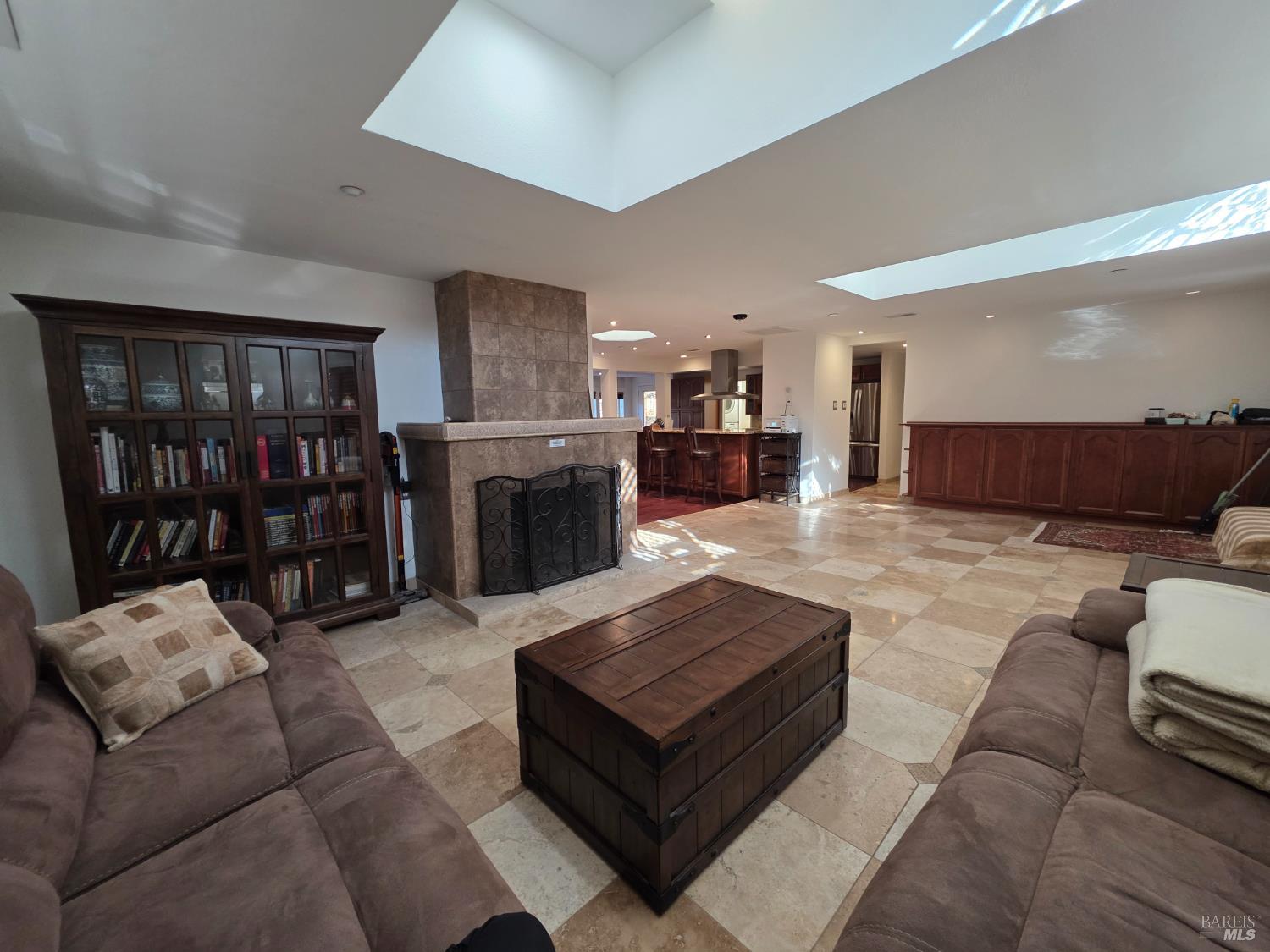 3606 Linda Vista Avenue