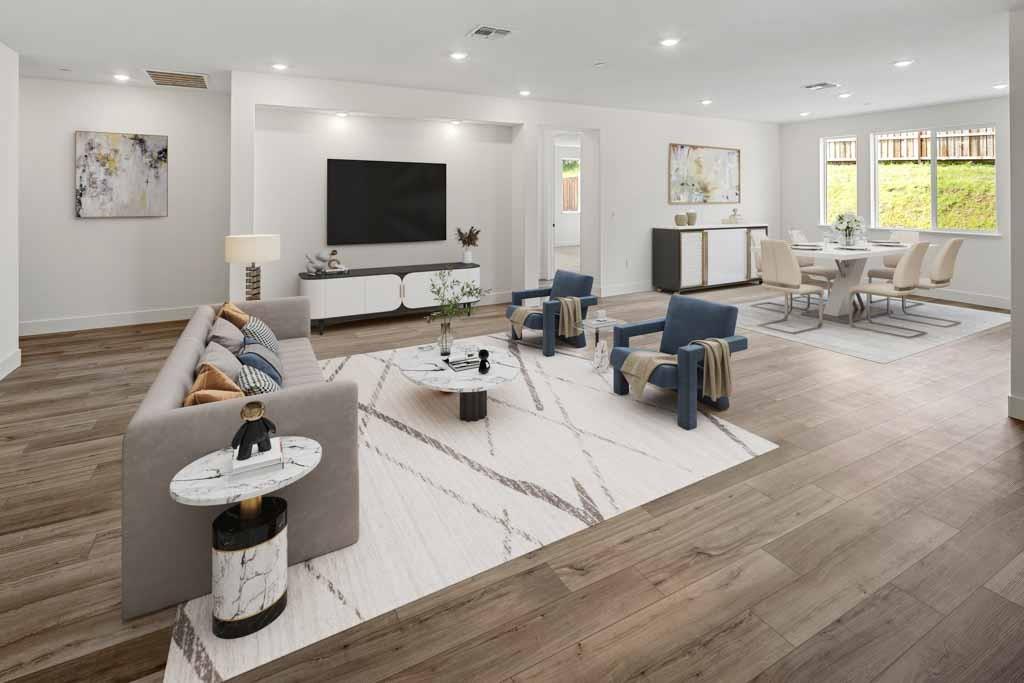2435 Briar Meadows Circle