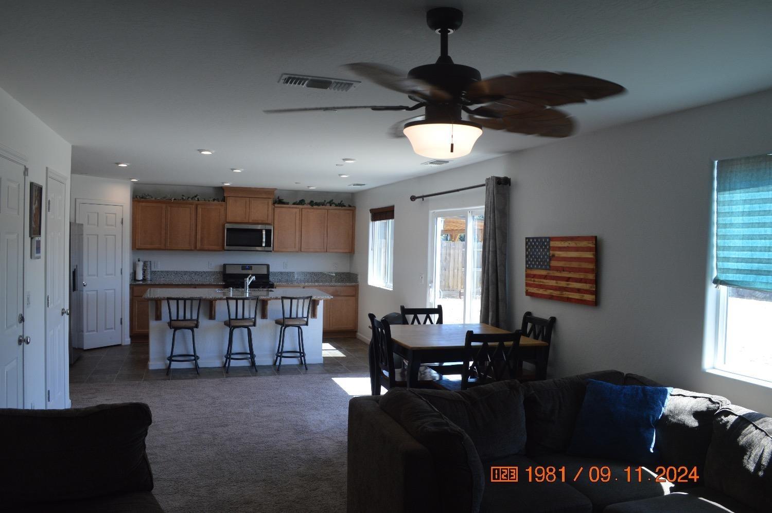 Chowchilla, California 93610, United States, 5 Bedrooms Bedrooms, ,3 BathroomsBathrooms,Residential,Pending,30774