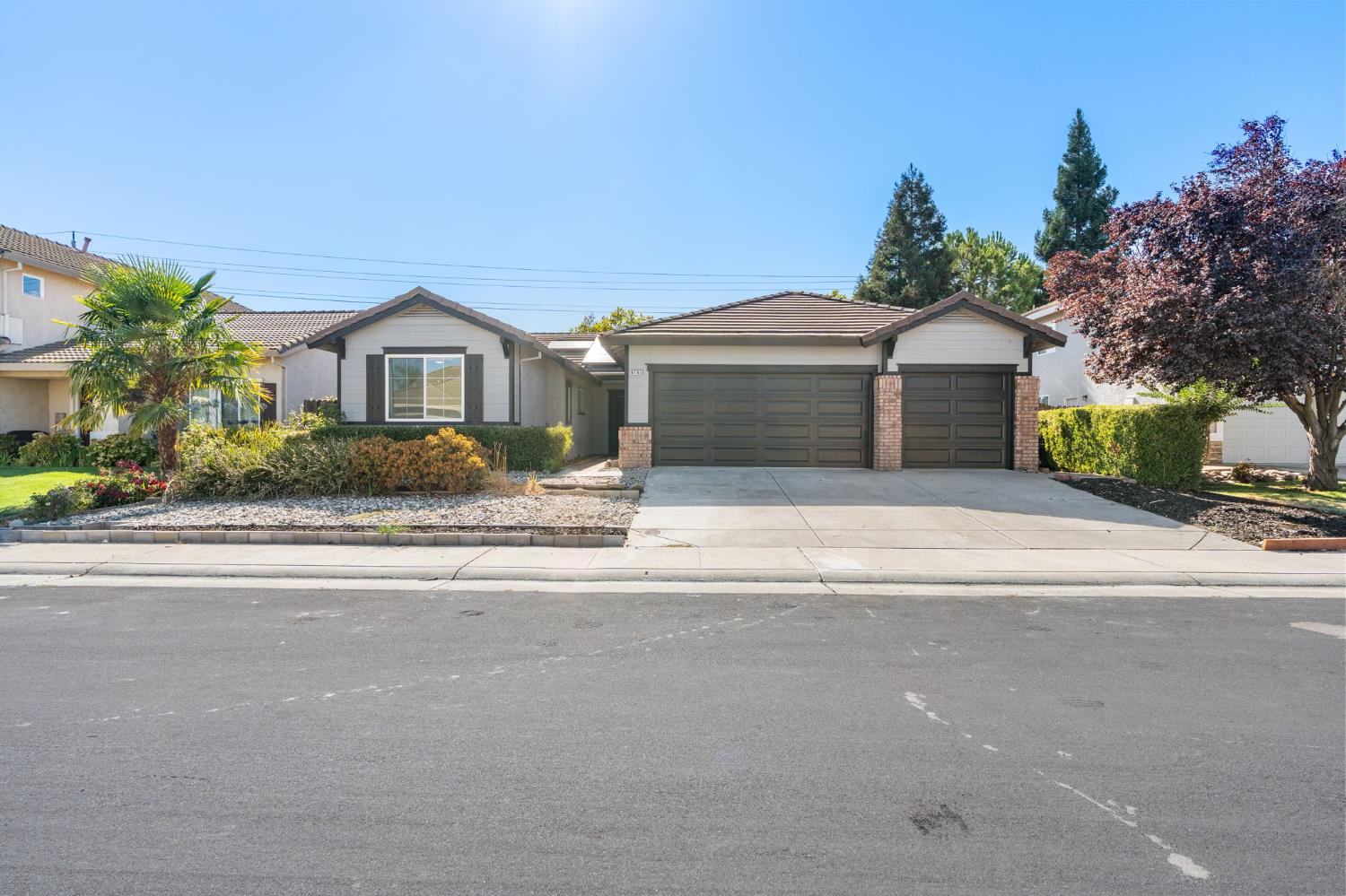 9760 Onyx Park Place