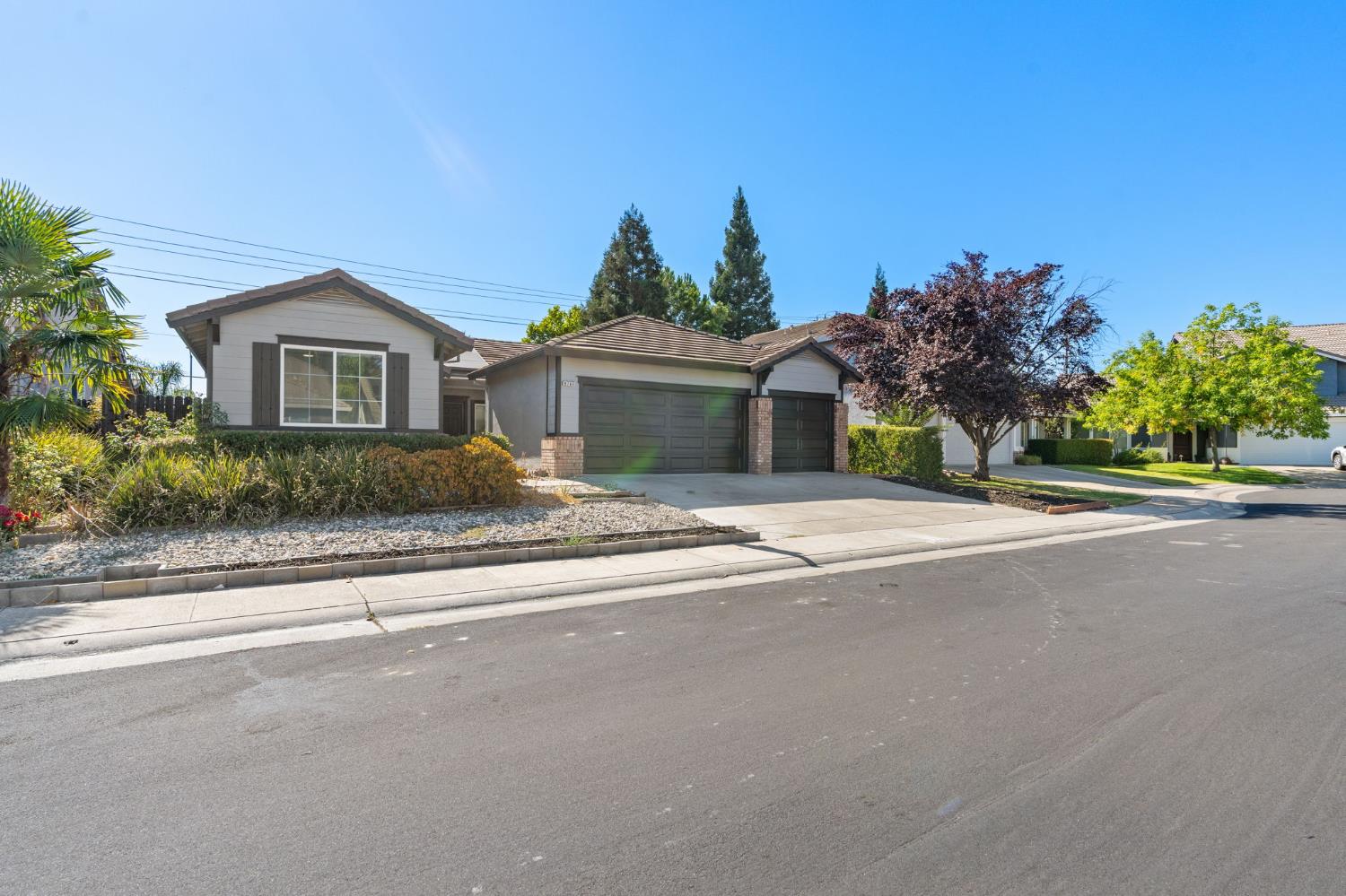 9760 Onyx Park Place