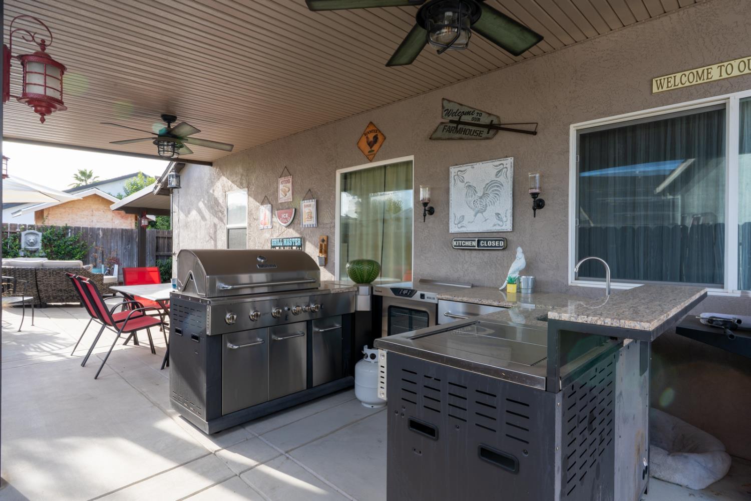 Winton, California 95388, United States, 3 Bedrooms Bedrooms, ,2 BathroomsBathrooms,Residential,Active,209176