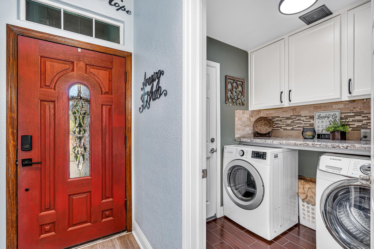 Winton, California 95388, United States, 3 Bedrooms Bedrooms, ,2 BathroomsBathrooms,Residential,Active,209176