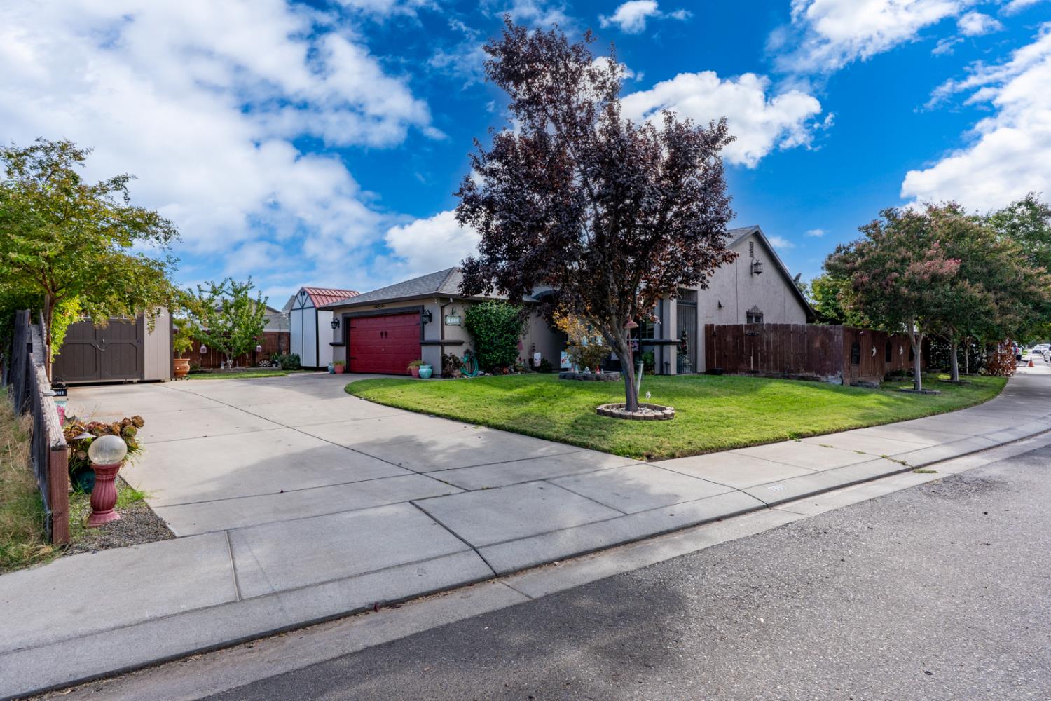 Winton, California 95388, United States, 3 Bedrooms Bedrooms, ,2 BathroomsBathrooms,Residential,Active,209176