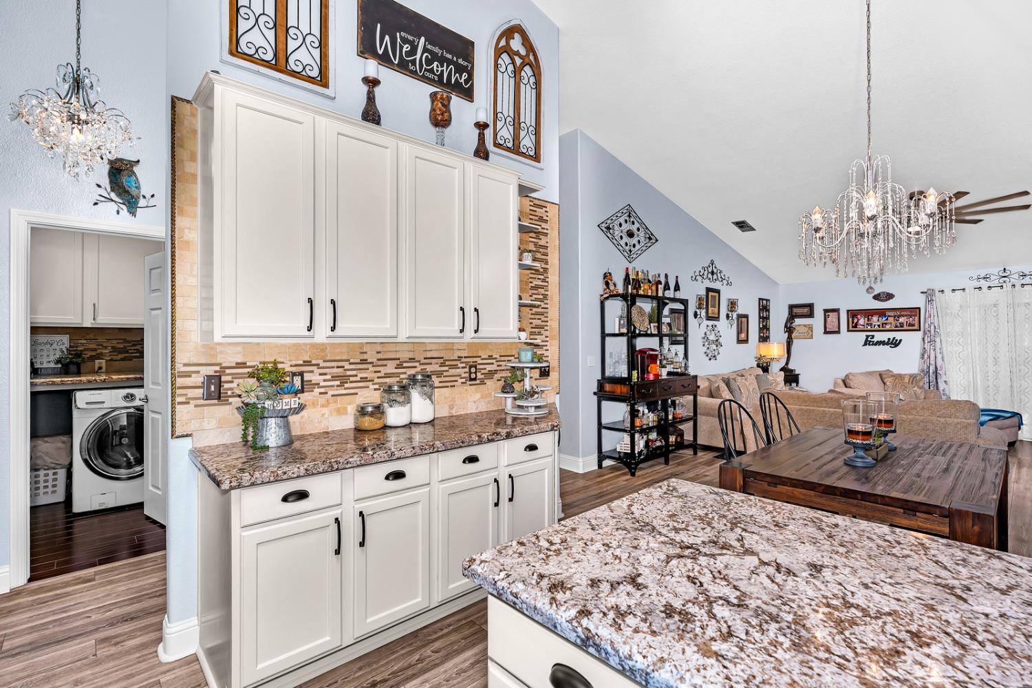 Winton, California 95388, United States, 3 Bedrooms Bedrooms, ,2 BathroomsBathrooms,Residential,Active,209176