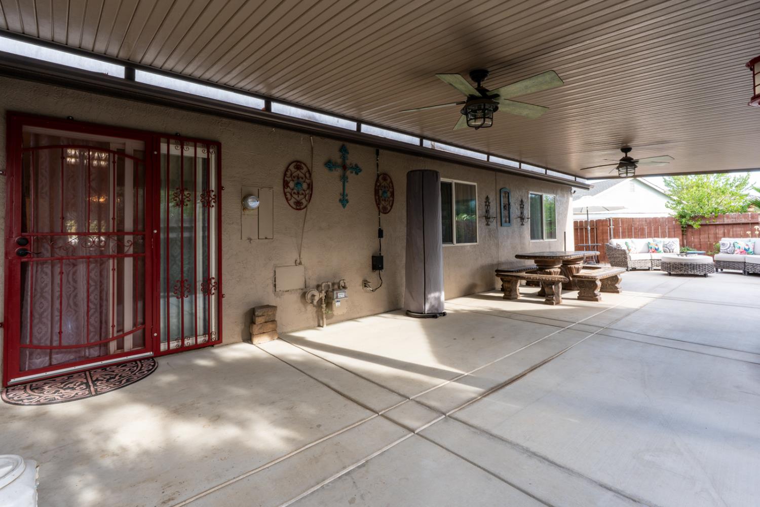 Winton, California 95388, United States, 3 Bedrooms Bedrooms, ,2 BathroomsBathrooms,Residential,Active,209176