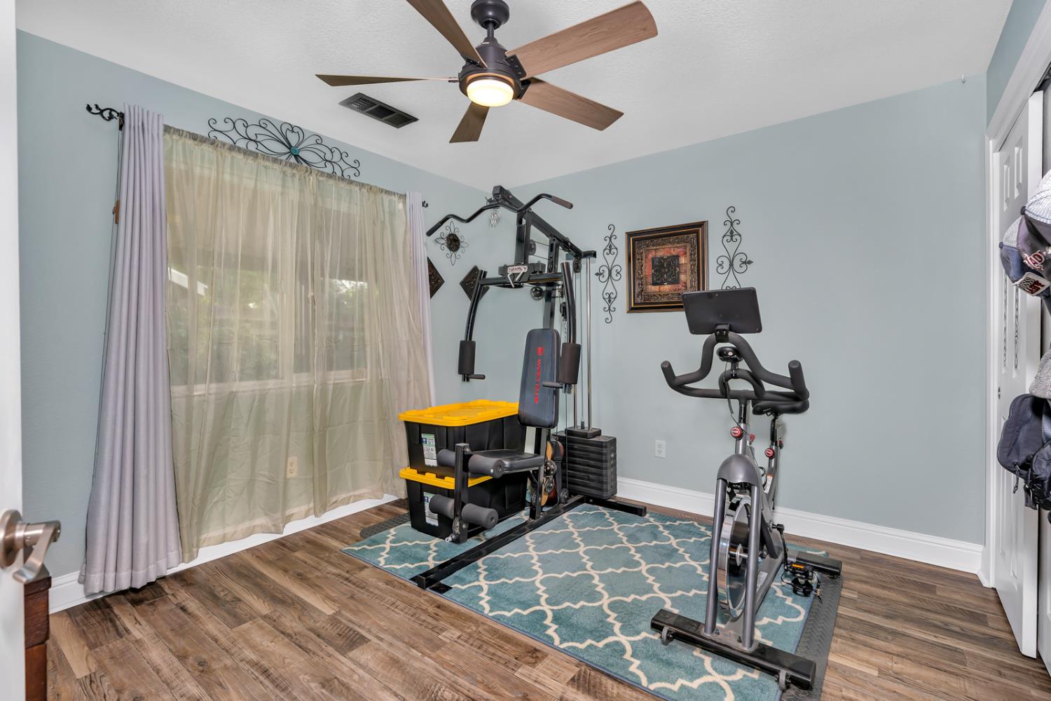 Winton, California 95388, United States, 3 Bedrooms Bedrooms, ,2 BathroomsBathrooms,Residential,Active,209176