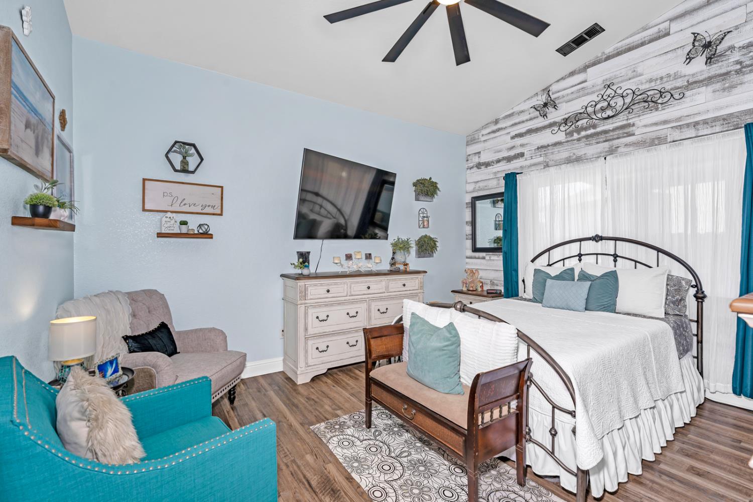 Winton, California 95388, United States, 3 Bedrooms Bedrooms, ,2 BathroomsBathrooms,Residential,Active,209176