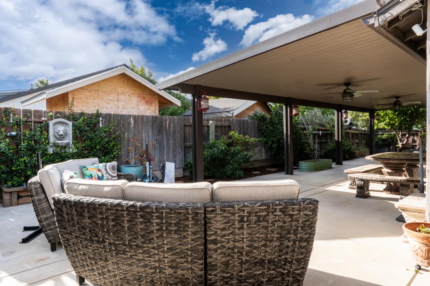 Winton, California 95388, United States, 3 Bedrooms Bedrooms, ,2 BathroomsBathrooms,Residential,Active,209176