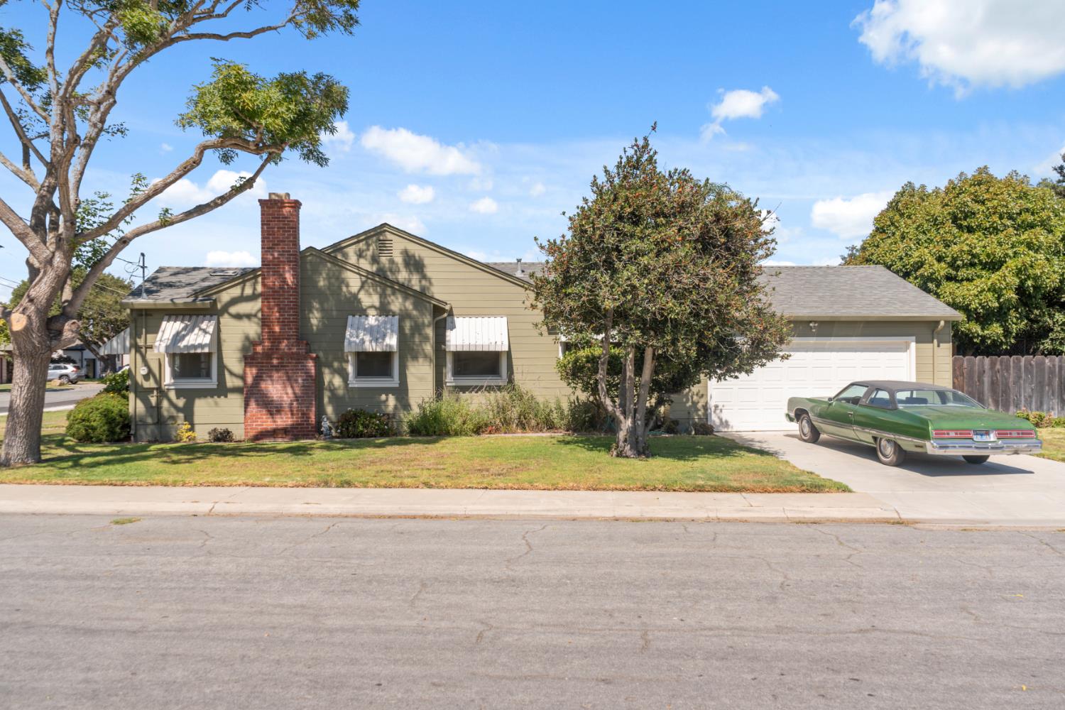 929 Capistrano Drive