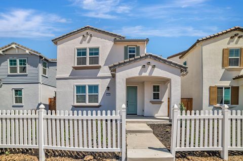 1518 N Central Parkway Mountain House CA 95391