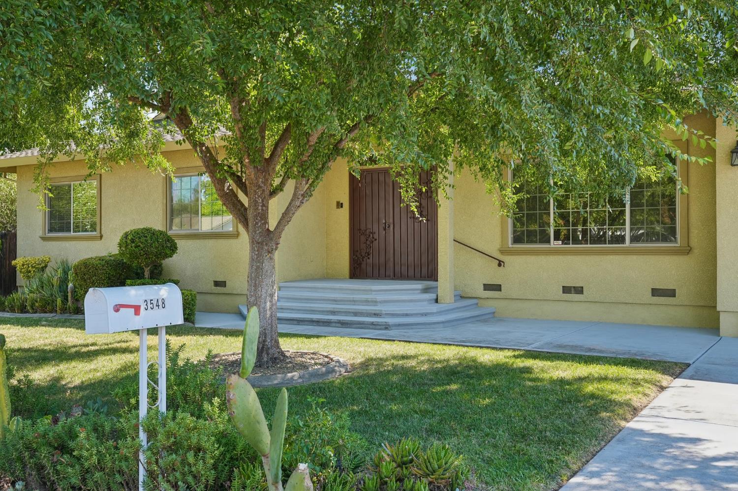 3548 Tarro Way