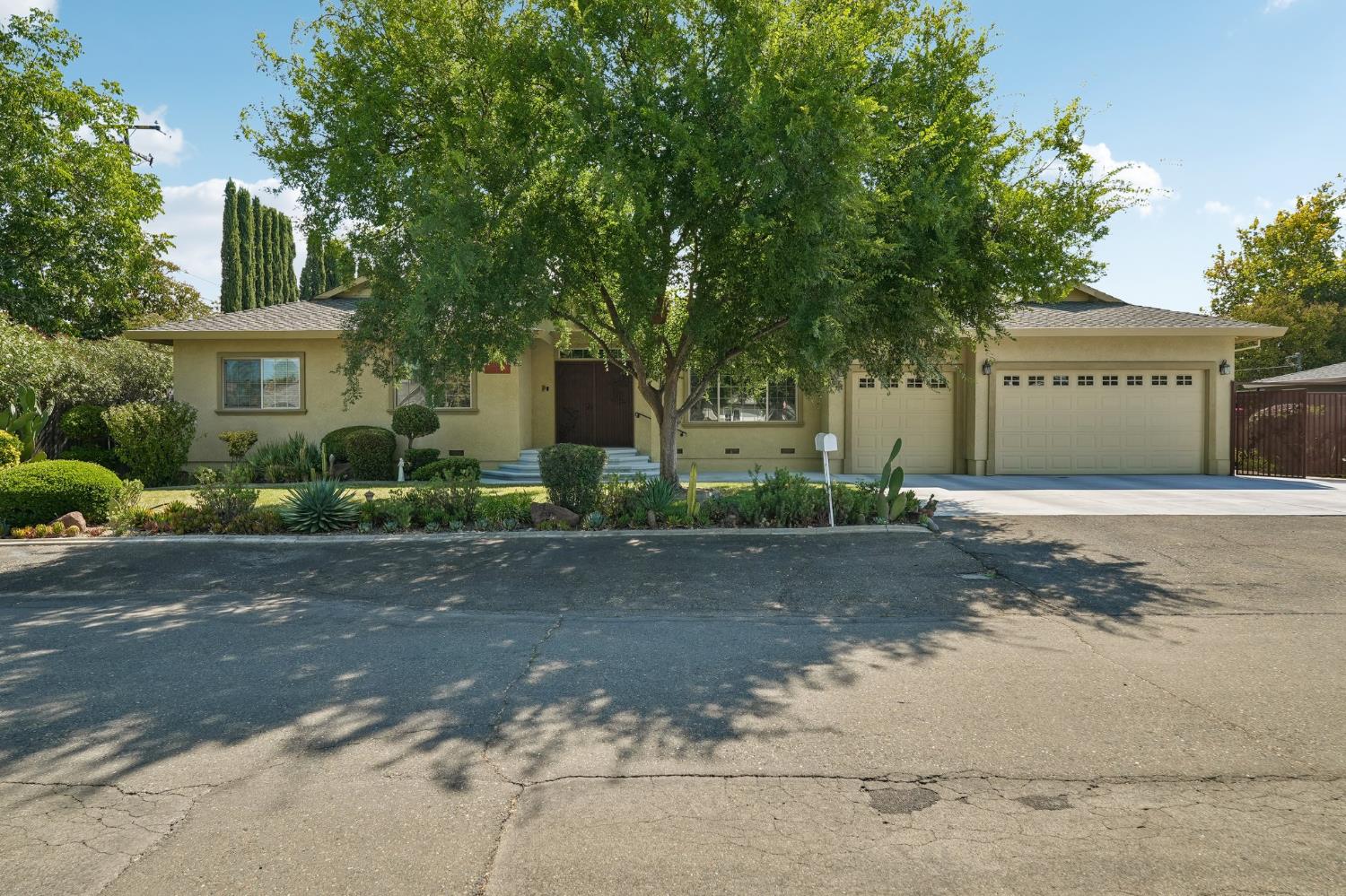 3548 Tarro Way