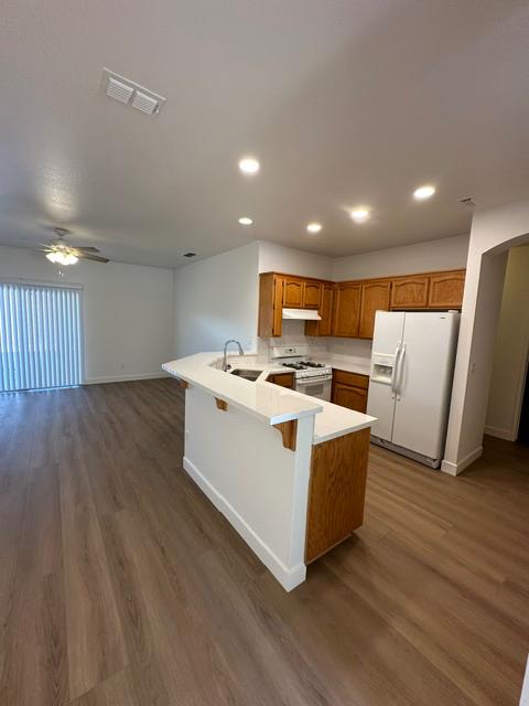 9196 Rose Parade Way