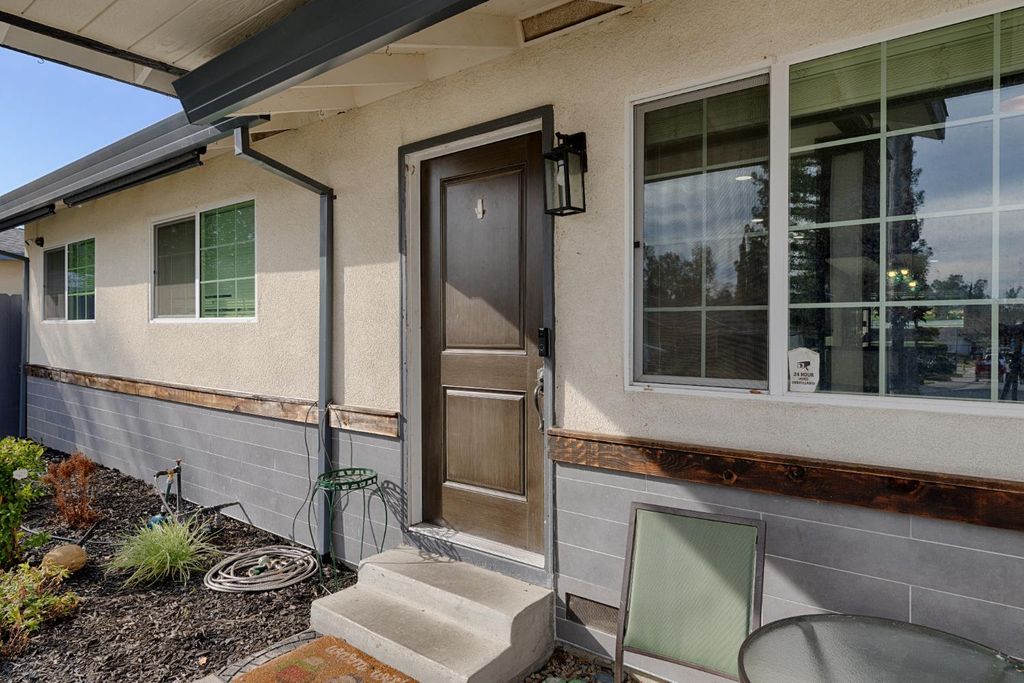 Photo of 4243 Glenridge Drive, Carmichael, CA 95608 (MLS # 226015047)