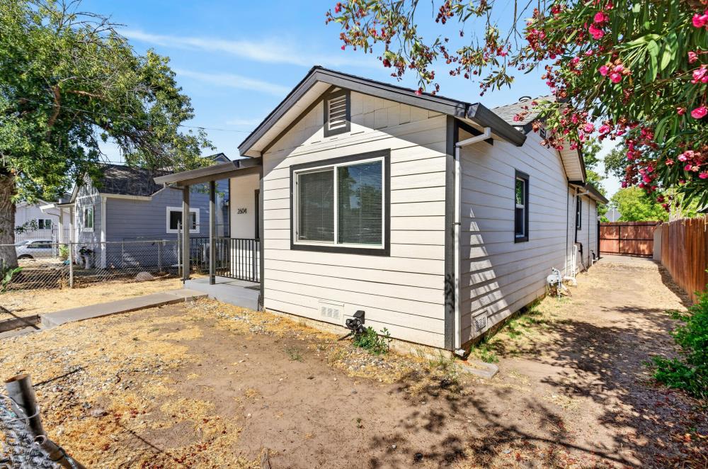2604 Fairfield Street