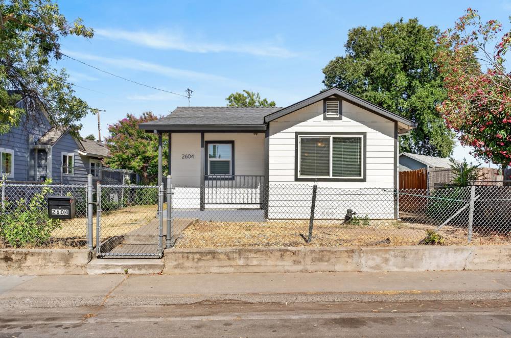 2604 Fairfield Street
