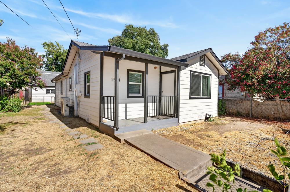 2604 Fairfield Street