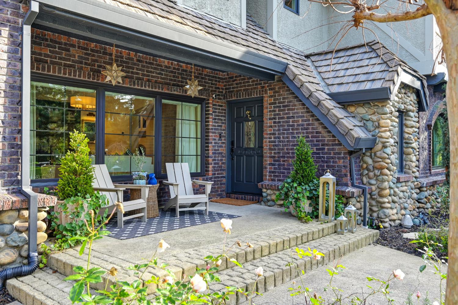 8060 Shelborne Drive