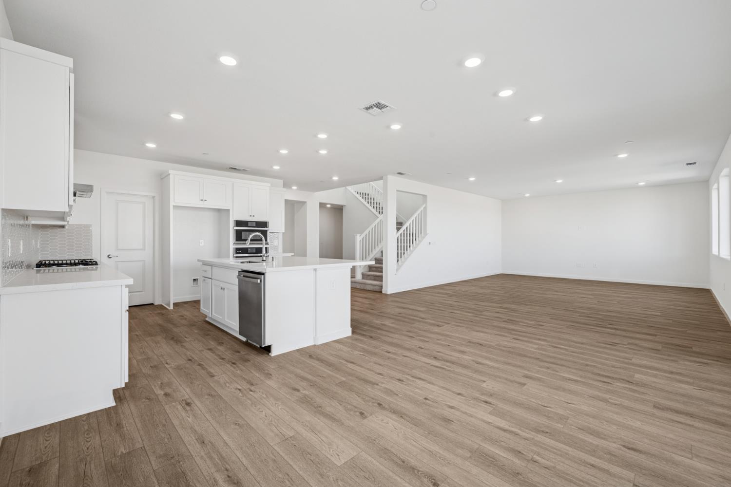 4065 Salamander Circle