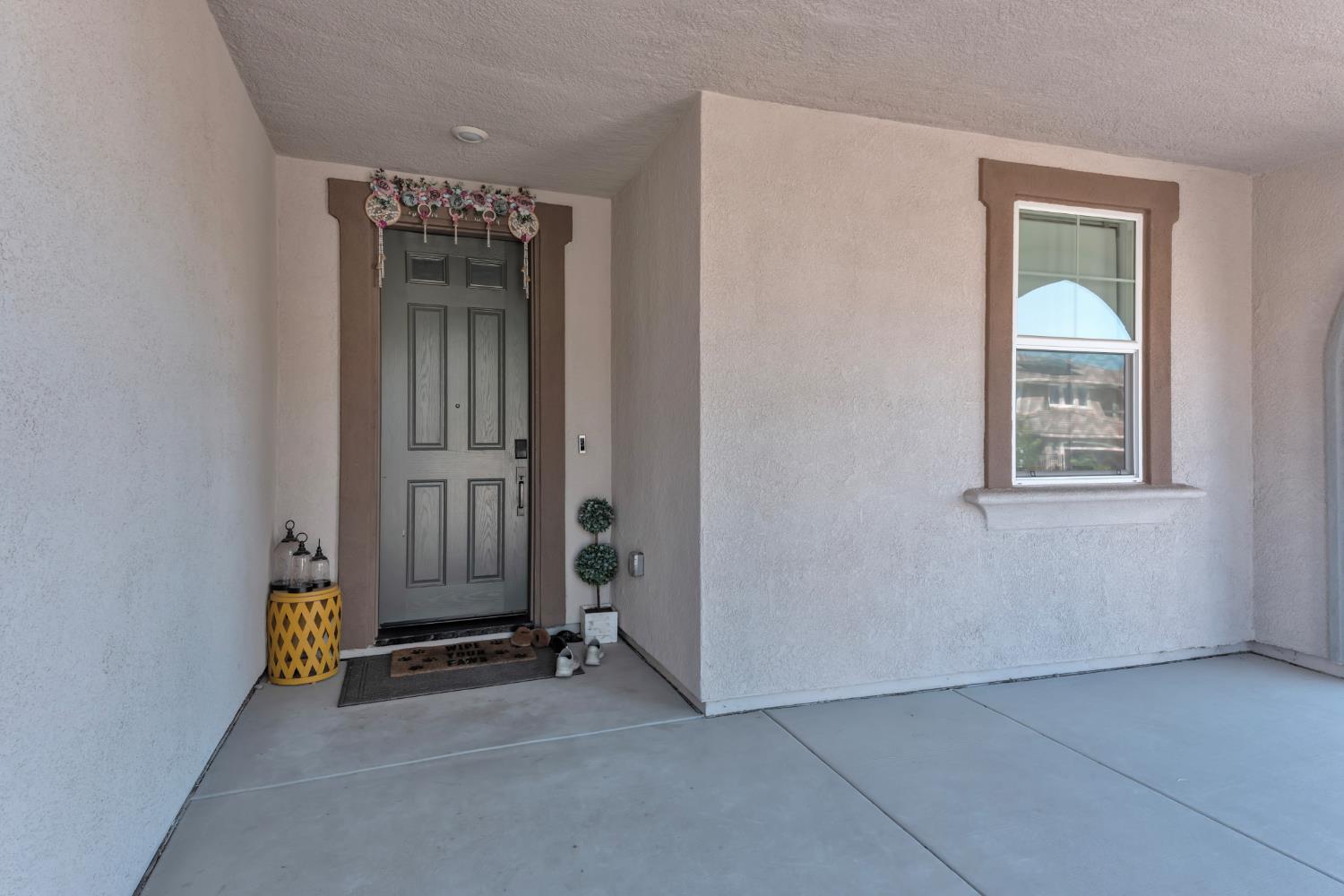 4583 Scenic Vista Drive