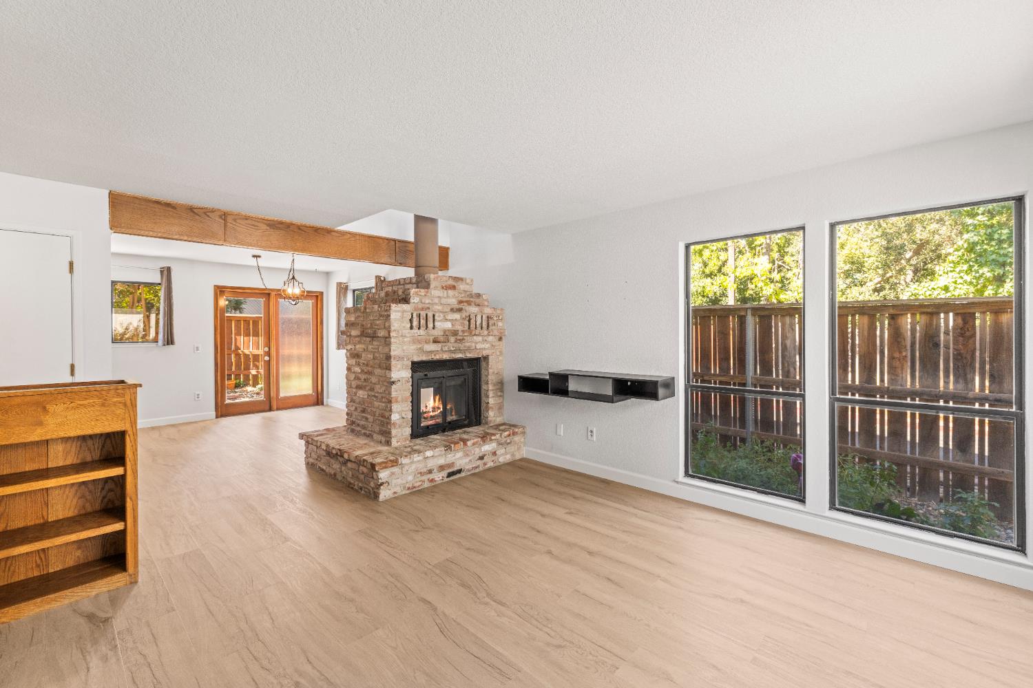 4027 Hollow Wood Court