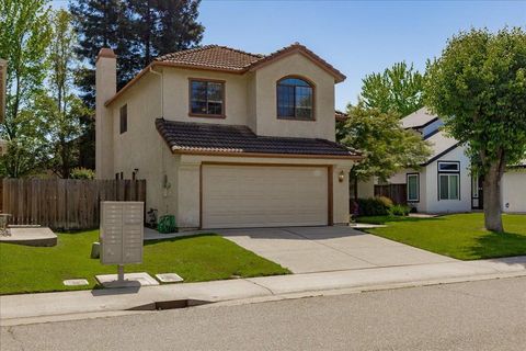 7426 Brandamore Court Elk Grove CA 95758