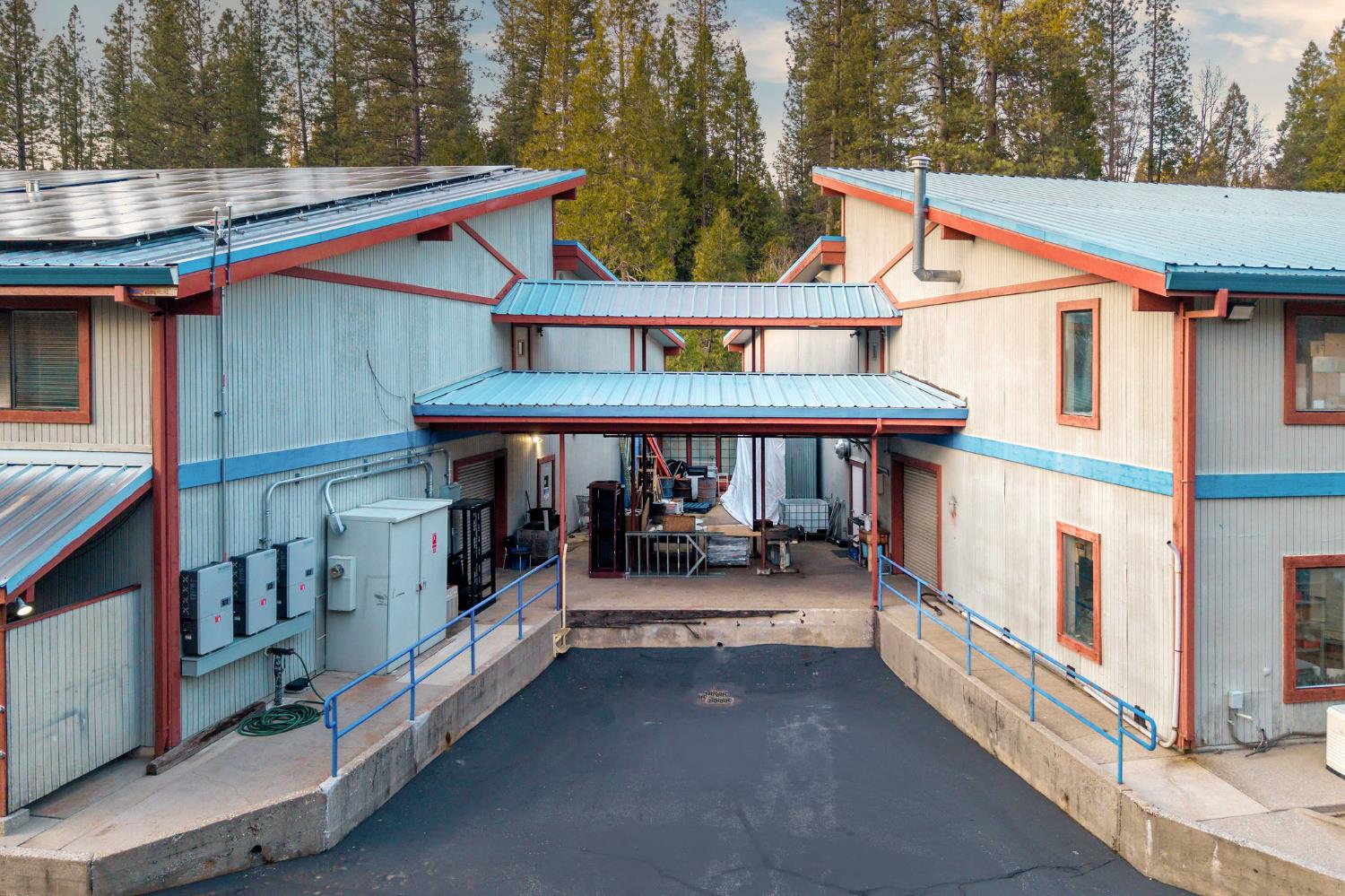 870 Gold Flat Road