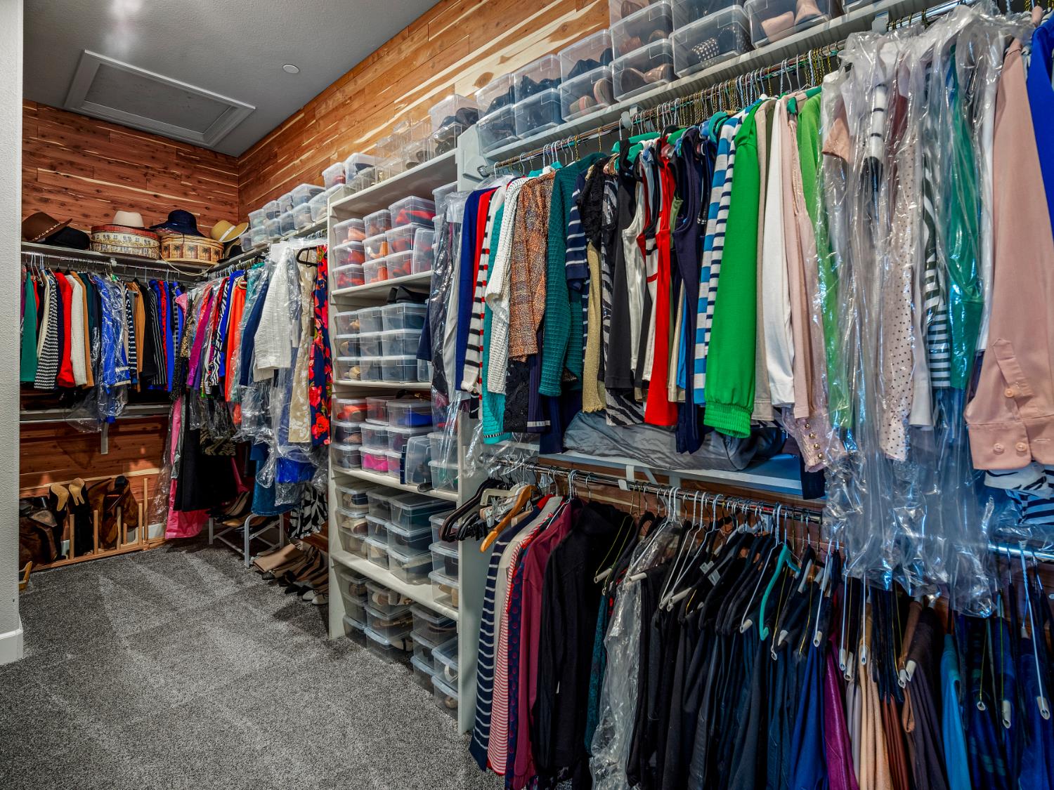 El Dorado Hills, California 95762, United States, 3 Bedrooms Bedrooms, ,4 BathroomsBathrooms,Residential,Active,140710